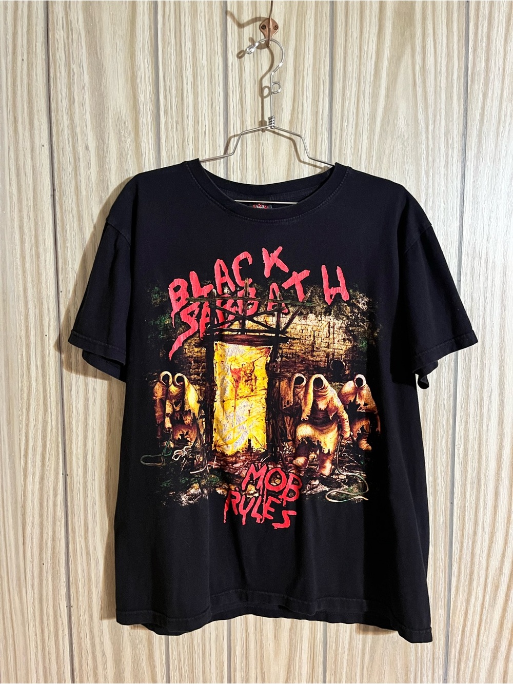Black Sabbath Mob Rules 1981 Graphic Band Tee Rock T-Shirt Black Size M/L